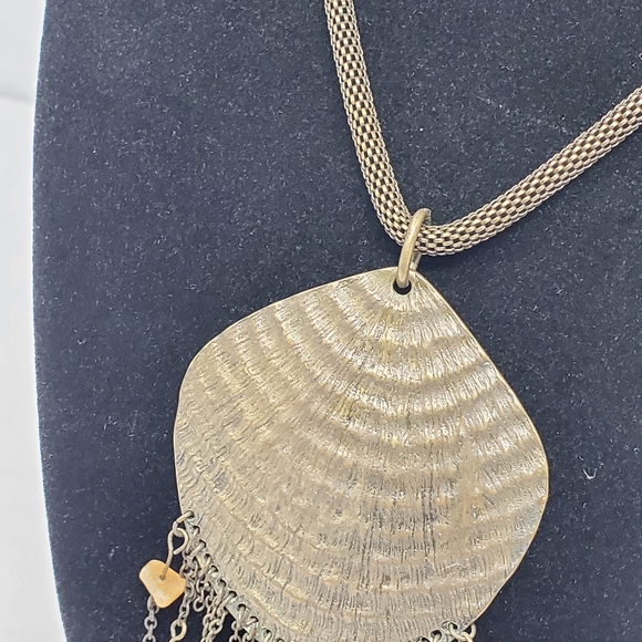 Vintage metal corded mesh chain with large bronze color metal beaded necklace - Picture 4 of 8